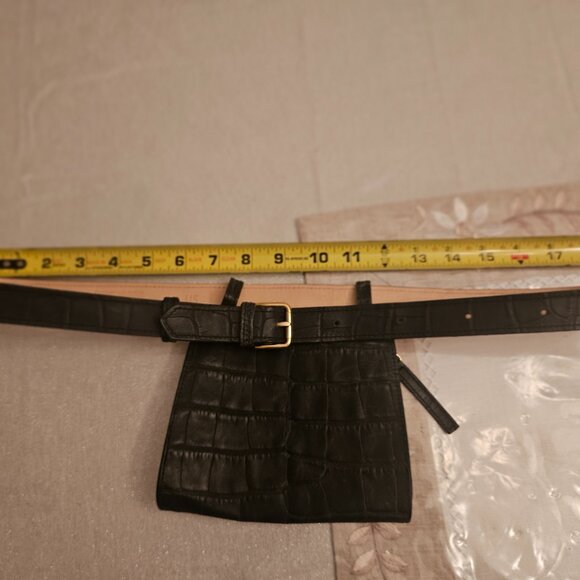 Vintage Dooney and Bourke Belt Purse - Picture 13 of 13